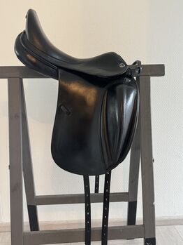 Prestige Dressursattel X -Helen 17/33, Prestige   Dressursattel X -Helen 17/33, Stefan , Dressage Saddle, Nienburg 