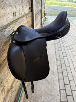 hochwertiger Prestige Dressursattel 18‘, Prestige  D1 X-Technologie, Rebekka, Dressage Saddle, Münchenbuchsee