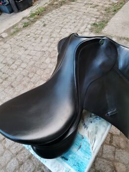 Prestige Dressur Sattel Modena mit Keilkissen, Prestige  Modena , Karla Gerlach , Dressage Saddle, Ostrau