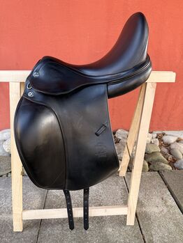 Prestige Dressursattel XD2 17" Doppelblatt (lang), Prestige XD2, Elena, Dressage Saddle, Ottenbach