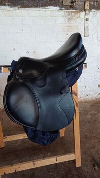 Prestige Spiele X-Perience 17/34 schwarz neuwertig, Prestige  X-Perience , Julia , Jumping Saddle, Gleichen