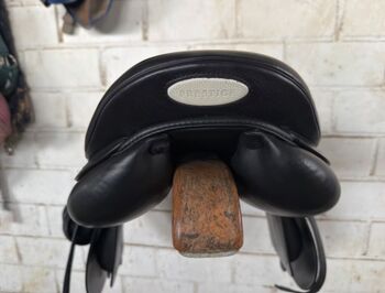 Prestige Springsattel von Okt.25 neu 18" / 30 Kammer Prestige Roma Jump