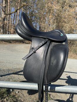 Dressursattel Prestige Lucky Idol – 17 Zoll – Schwarz, Prestige Lucky Idol, Natascha, Dressage Saddle, Schmitten