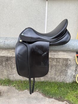 Prestige Modena Dressursattel 17“ 32 Prestige Modena