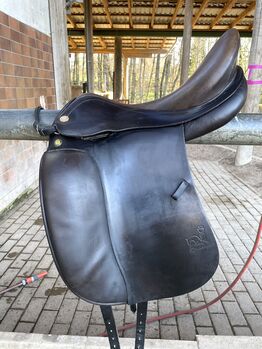 Prestige Top Dressage  – 17", KW 32, braun, Prestige  Top Dressage, Julia, Dressage Saddle, Schnaittach 