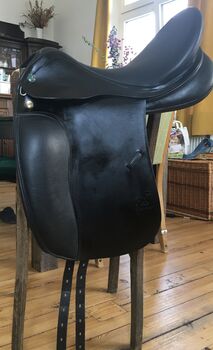 Prestige Top Dressage 17/33 neuwertig, Prestige Top Dressage, Johanna, Dressage Saddle, Berlin