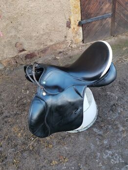 Prestige Springsattel Venezia mit Keilkissen, Prestige  Venezia , Karla Gerlach , Jumping Saddle, Ostrau