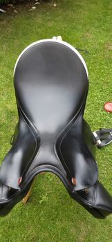 Prestige Venezia VS 17/31, Prestige Venezia 17/31, Susanne Martens-Gärtner , All Purpose Saddle, Lindenberg