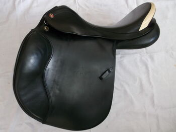 Prestige Venezia VS/Springsattel 17", Prestige  Venezia, Kristin Hilf, Jumping Saddle, Pommelsbrunn 