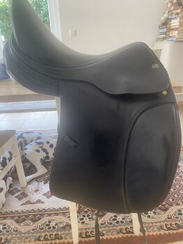 Prestige Venus 16.5” dressage saddle, Prestige Venus, Nicola, Dressage Saddle, Ramstein-Miesenbach