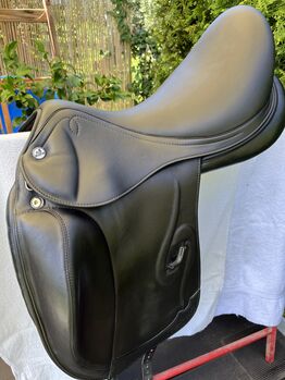 Prestige Venus New K doubliertes Kalbsleder 17“/34, Prestige  Venus K New, Uschi Kralj, Dressage Saddle, Nidda