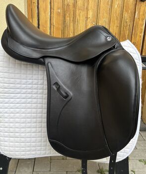 Prestige Venus Style Dressursattel 17/33 Klettpauschen neuwertig Prestige Venus Style