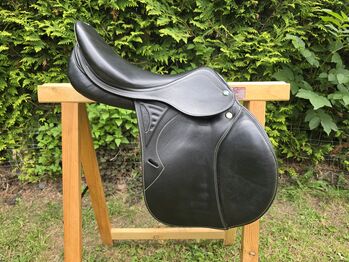 Prestige Versailles 17 33 Schwarz Springsattel, Prestige Versailles, Isi, Jumping Saddle, Quedlinburg