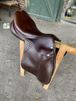 Prestige Versailles tobacco, Prestige  Versailles, Medina Sekic , Jumping Saddle, Ahlen