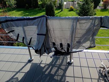 QHP Fliegendecke mit abnehmbaren Halsteil 125 cm, QHP, Sophie, Pferdedecken, Neuendorf bei Elmshorn