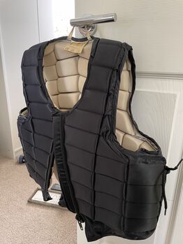 Racesafe Body Protector - Adult size Small, short back, Racesafe RS2010 , Natalie Hobbs, Kamizelki ochronne, Snodland