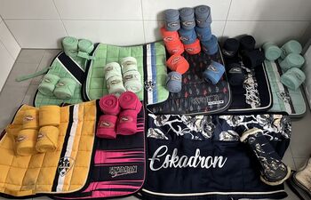 Verlose diverse Eskadron Sets, Eskadron , Privat, Dressage Pads, Oberhausen 