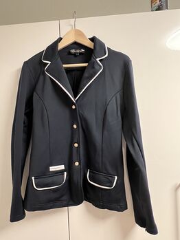 Reitveston Spooks, Spooks, Linda Kurth, Show Apparel, Attiswil