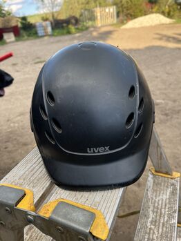 Kinderreithelm, Uvex , Thyra , Riding Helmets, Halle Saale 