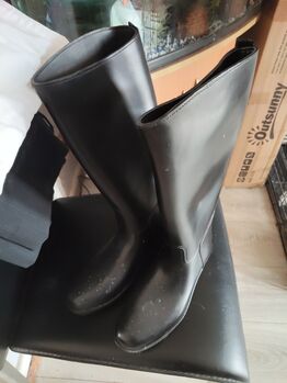 Rubber long riding boots size 5