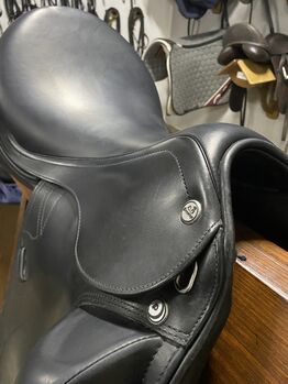 Rarely Used Prestige Dressage Saddle Prestige X-Optimax K