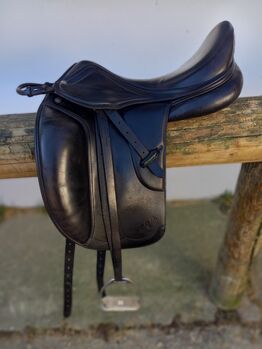 SATTEL AMERIGO VEGA 17.5 ZOLL, Amerigo Vega, Anke Köhler, Dressage Saddle, Ratingen