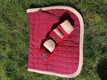 Schabracke rot mit 4 passenden Bandagen, Frank Sommer, Eva, Dressage Pads, Hargesheim