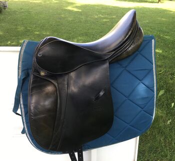 Sattel Stübben Tristan KW 30,5 17,5 Zoll, Stübben Tristan, Bianca Auinger, Dressage Saddle, Hartkirchen