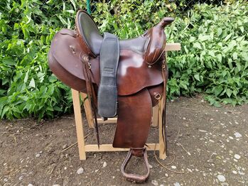 Sattel, Westernsattel, Ledersattel, Deuber, Katharina Neumaier, Western Saddle, München
