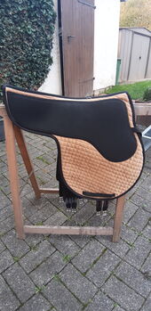 Schabracken. Sattelgurte, Stübben  und sonstige , Mareike Nentwig , Dressage Pads, Soest
