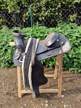 Sattel, Westernsattel, Ledersattel, Frahm, Katharina Neumaier, Western Saddle, München