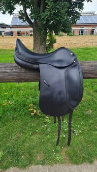 Sattlerei Thiering Dressursattel ähnlich Prestige, Sattlerei Thiering, Isabel, Dressage Saddle, Henstedt-Ulzburg