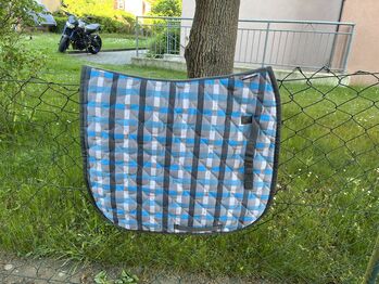 Schabracke hellblau,grau,schwarz,weiß Mustang