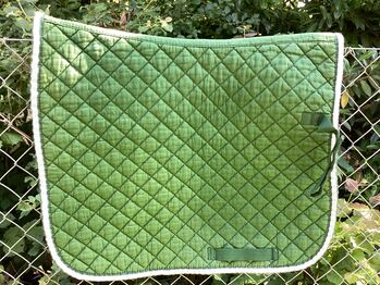 Dressurschabracken zu verkaufen