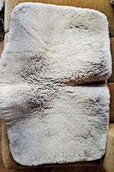 Lammfell Schabracke Dresssur Warmblut der Marke Werner Christ Horse Werner Christ