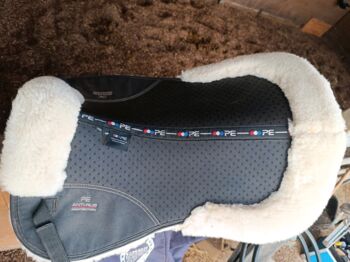 Lammfellpad Sattelpad Premier Equine WB, Premier Equine Lammfellpad Sattelpad, Kathrin Ruppert, Other Pads, Rodgau