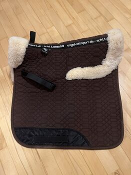 Lammfellschabracke Reitsport Engel, Reitsport Engel Dressur, Petra, Dressage Pads, Stegaurach