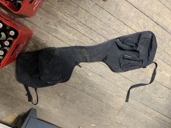 Satteltasche abzugeben für hinten am Sattel