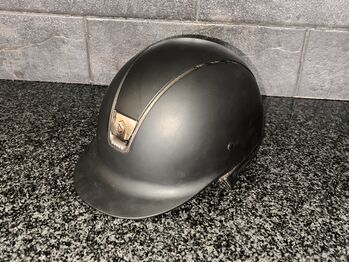 Samshield Shadow Matt, Bernice Du Plessis, Riding Helmets, Middelburg, MP