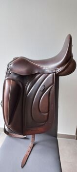 Sattel Dressur Hidalgo Roma 18" braun Leder, Hidalgo Roma, Anja Primus, Dressursattel, Salzbergen