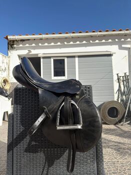 SADDLE STÜBBEN SIEGFRIED 17’’ STÜBBEN SIEGFRIED