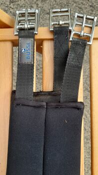 Sattelgurt, Busse Busse Neoprengurt, Susanne Schäfer, Sattelgurte, Schlitz 