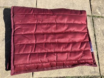 Burgundy saddle pad