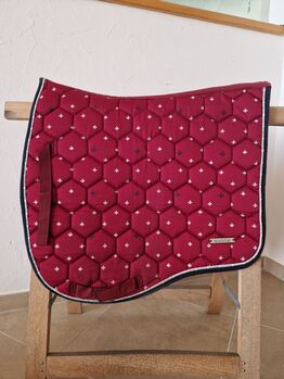 Schabracke rot, Felix bühler , Nina Eigenmann, Dressage Pads, Schweizersholz