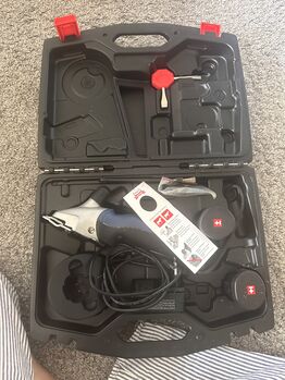 Schermaschine Heiniger Xplorer mit zwei Akkus Heiniger Xplorer mit zwei Akkus 