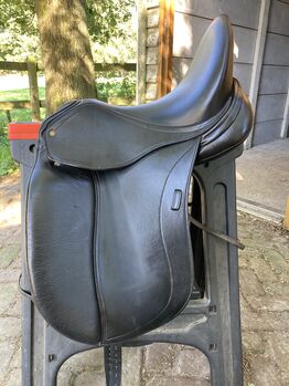 Schleese Bubi dressuurzadel 17,5, Schleese Bubi , M.te, Dressage Saddle, Tiendeveen