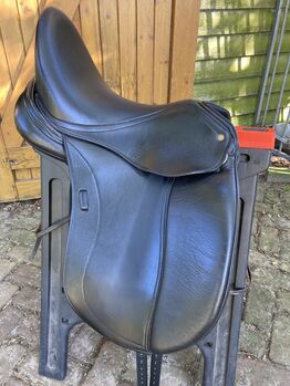 Schleese Bubi dressuurzadel 17,5 Schleese Bubi 