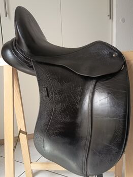 Schleese Flamenco Dressursattel | 17,5" | Baum 3 | Schwarz JES/Schleese Flamenco