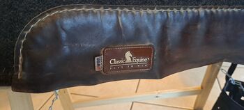 Schöner Westernsattel mit Gelgurt und hochwertigem pad