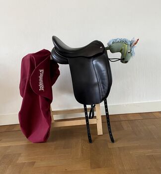 Schutte Dressursattel 17,5 inch, Schutte Arabian Fit, M. S. , Dressage Saddle, Gronau